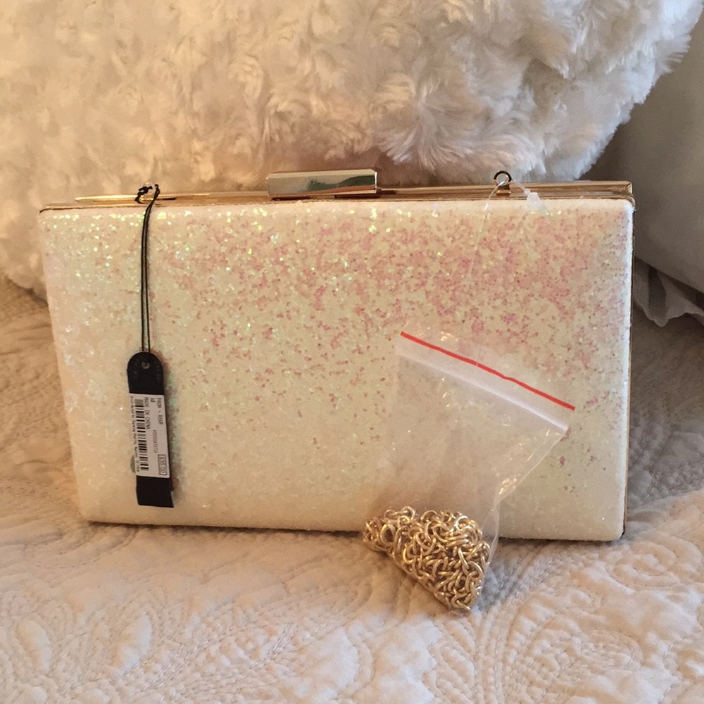 Dress clutch